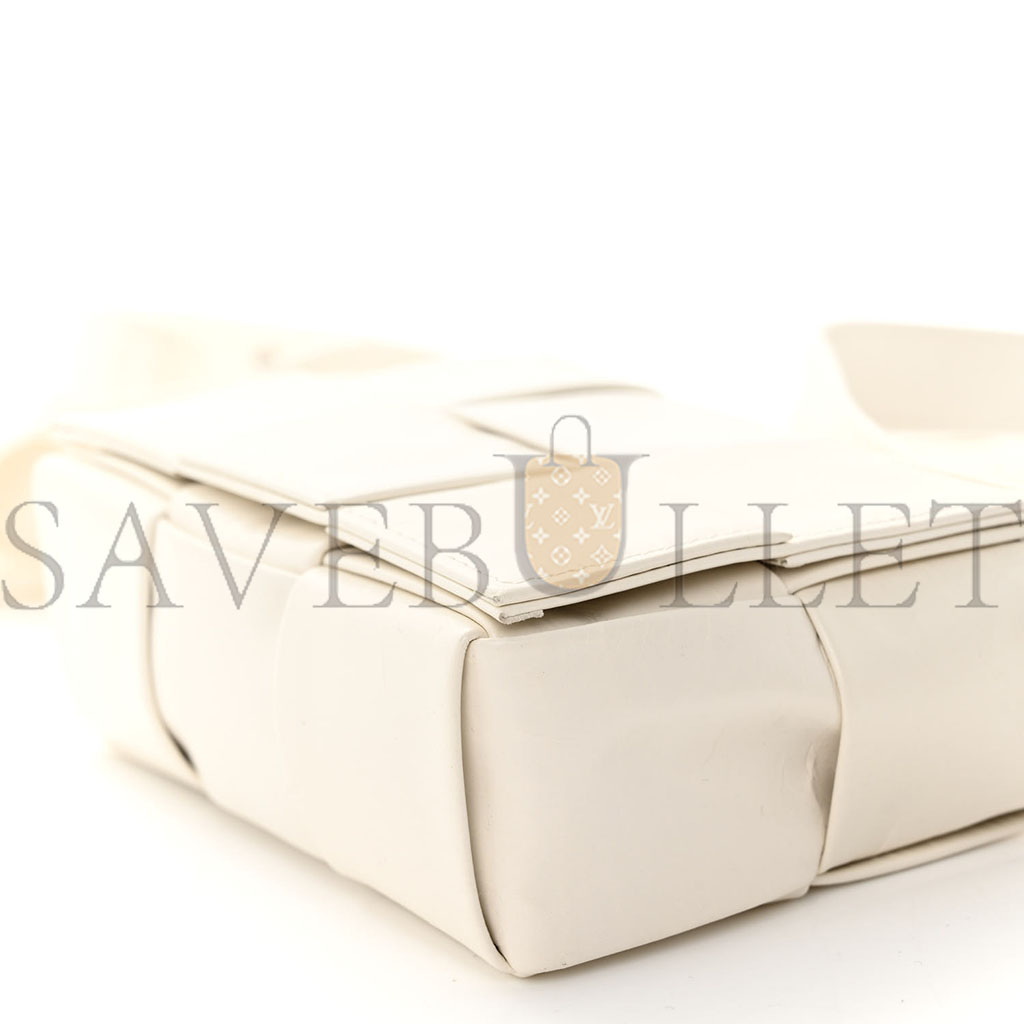 BOTTEGA VENETA LAMBSKIN MAXI INTRECCIATO EXTRA MINI CASSETTE CROSSBODY BAG WHITE  (13*9*4cm)